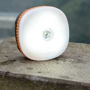 Đèn pin chiếu sáng treo lều dã ngoại NatureHike NH16D300-D