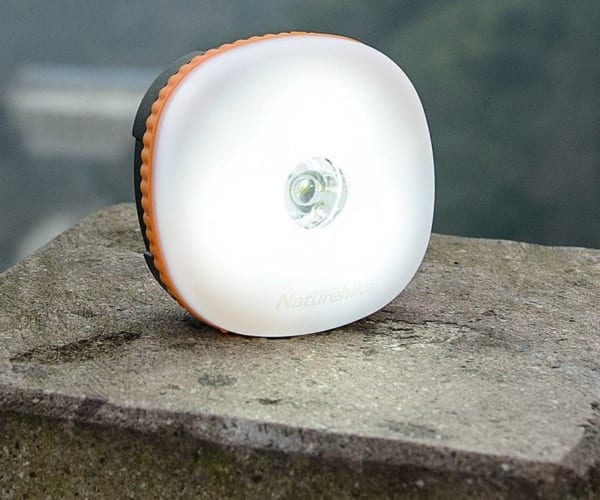 Đèn pin chiếu sáng treo lều dã ngoại NatureHike NH16D300-D