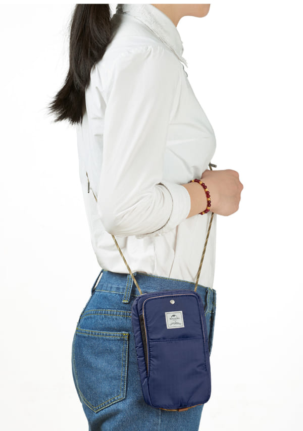 Túi đựng passport hộ chiếu dây đeo cổ NatureHike NH17X010-B